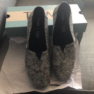 TOMS Alpargata Leopard Print size 7